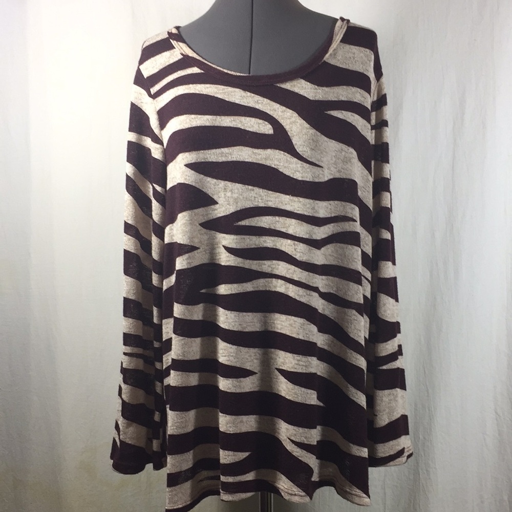 Moa USA Light Weigh Long Sleeve Sweater